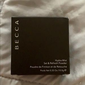 Becca Hydramist Set and Refresh Powder
